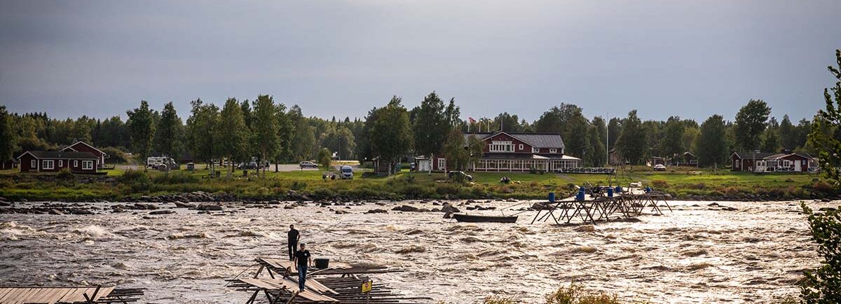 Koski Tornion maisemassa.